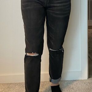Women’s Black Distressed Jeans